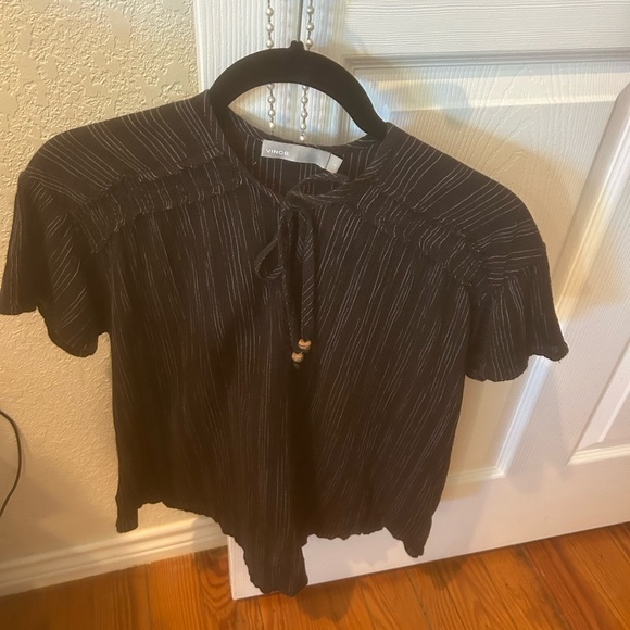 Vince Black and White Boho Flirty Top XS with Tie - Picture 3 of 11